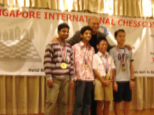 Sanam Somani (Second from the left) - Team Silver in Under 15 Boys - Asian School Chess Championship December 2005